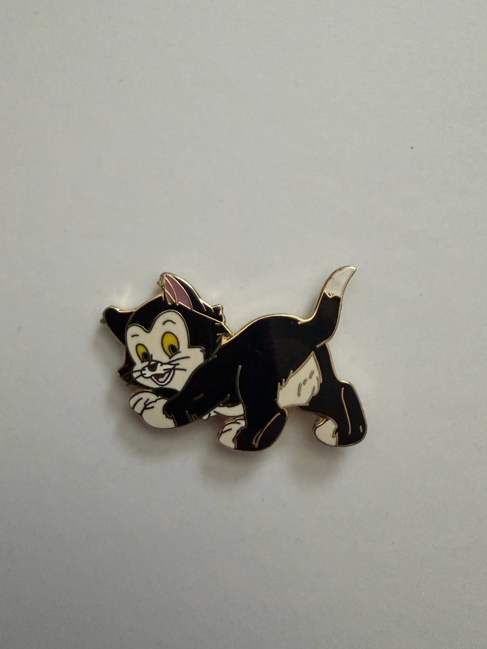 Disney Figaro pin